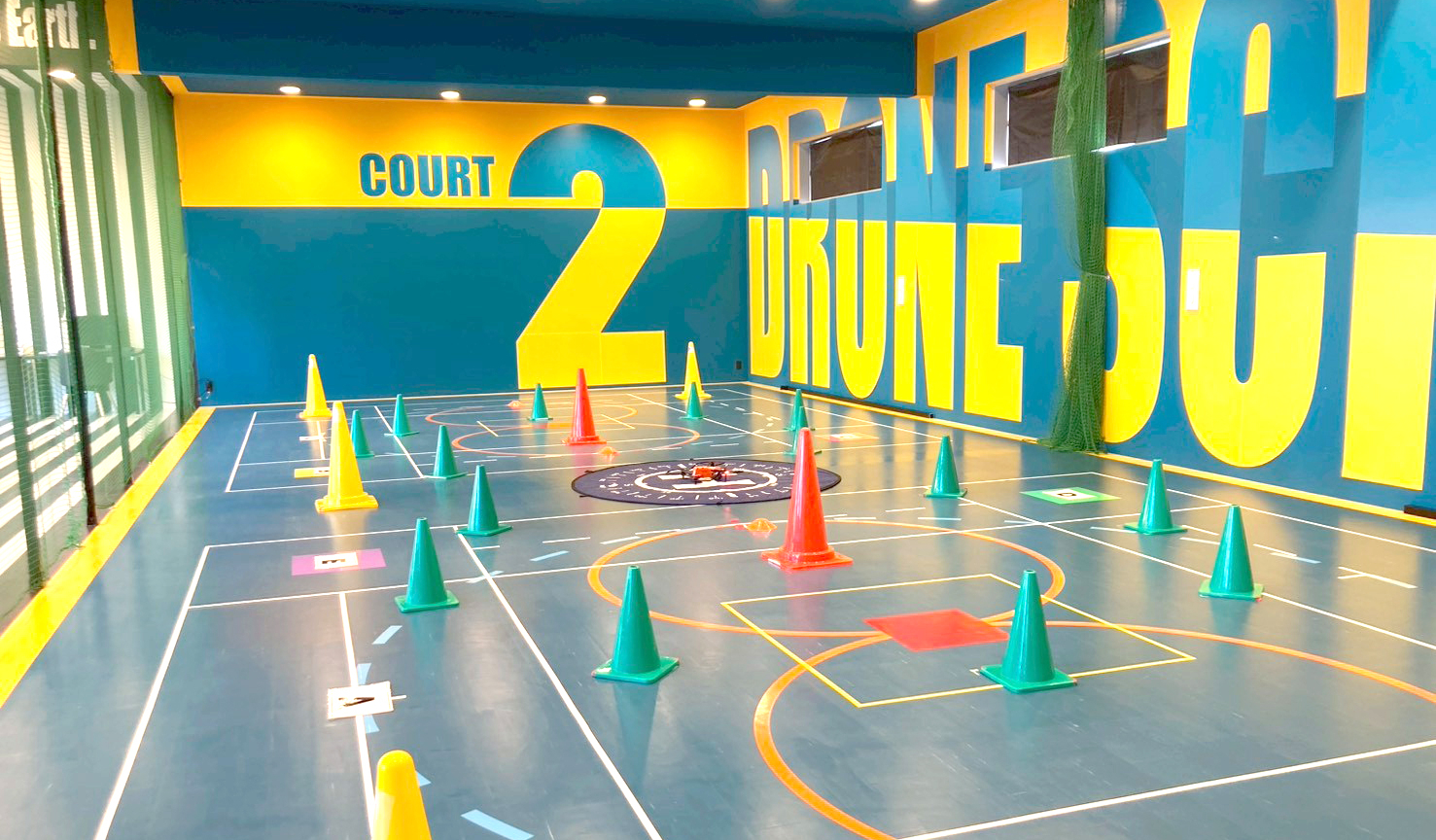 ドローンスクール立川施設内風景01